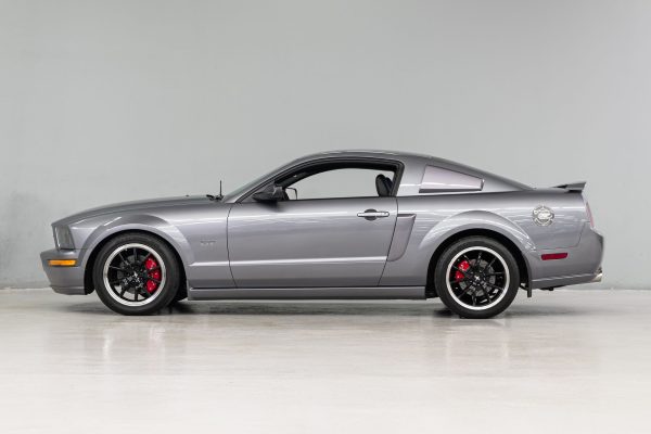 FORD MUSTANG - Image 4