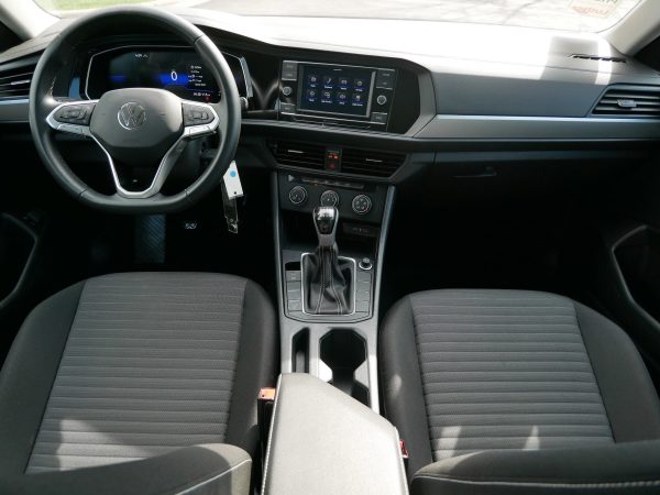 VOLKSWAGEN PASSAT 2024 (0 km) - Image 3