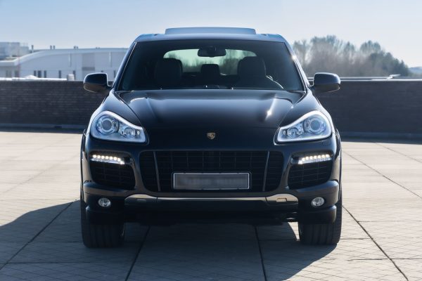 PORSCHE CAYENNE - Image 2