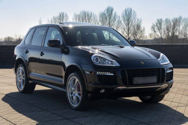 PORSCHE CAYENNE - Image 3