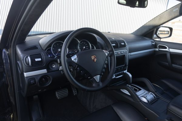 PORSCHE CAYENNE - Image 6