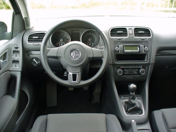 VOLKSWAGEN GOLF 6 MANUAL - Image 14