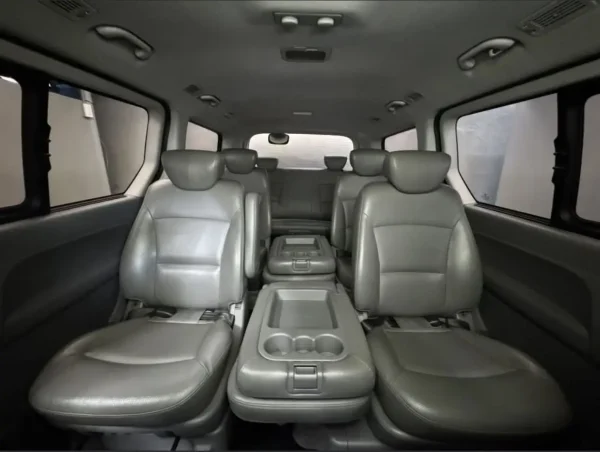 HYUNDAI GRAND STAREX - Image 9