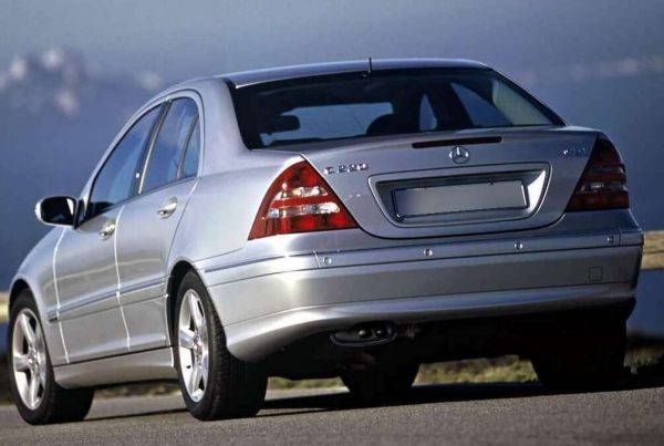 MERCEDES-BENZ C220 CDI - Image 4