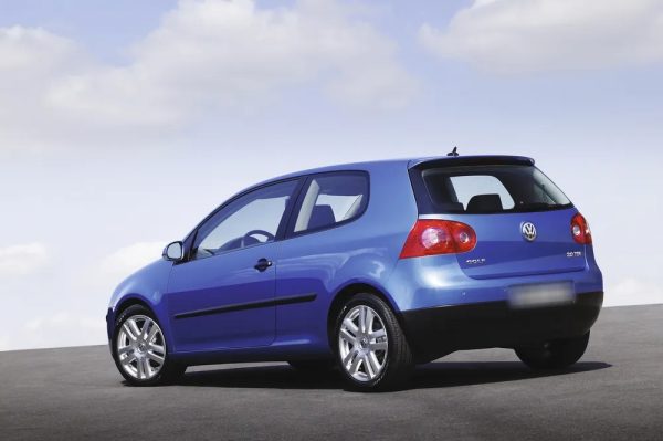 VOLKSWAGEN GOLF 5