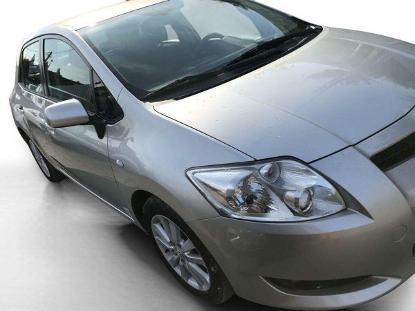TOYOTA AURIS - Image 4