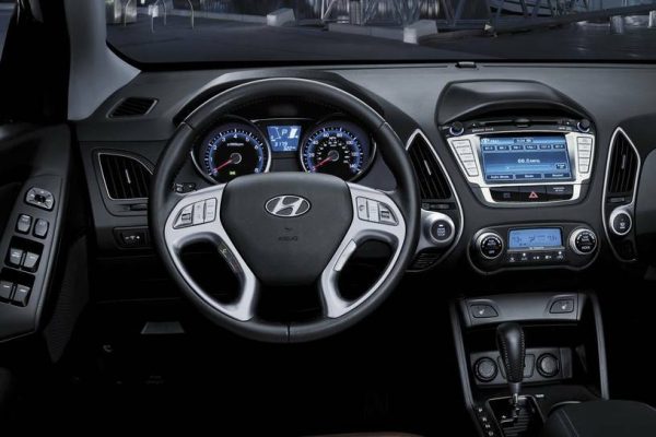 HYUNDAI TUCSON - Image 5