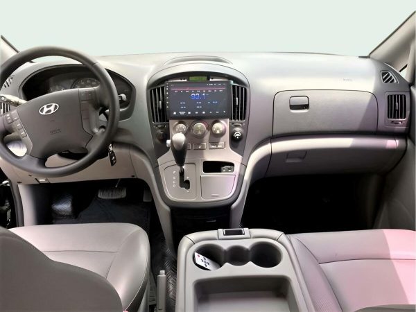 HYUNDAI GRAND STAREX - Image 5