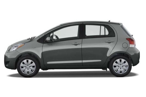 TOYOTA YARIS - Image 3