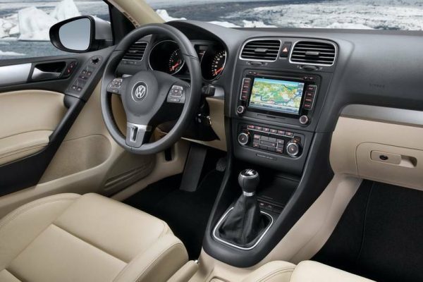 VOLKSWAGEN GOLF 7 - Image 4