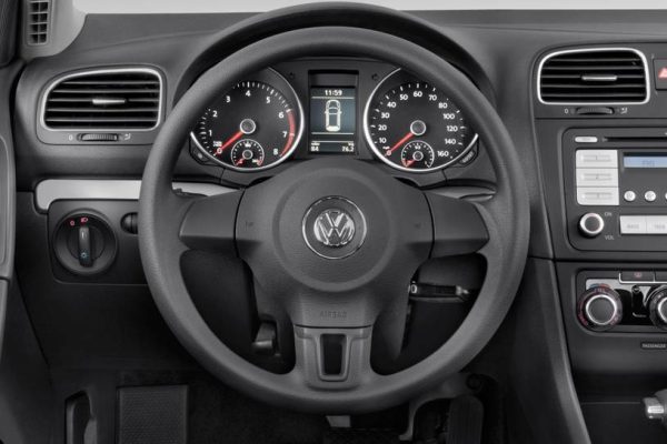 VOLKSWAGEN GOLF 6 - Image 3