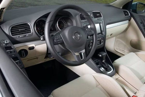 VOLKSWAGEN GOLF 7 - Image 2