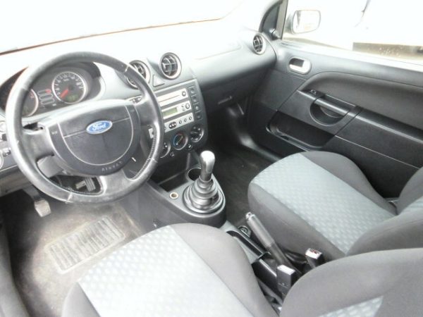 FORD FIESTA - Image 2