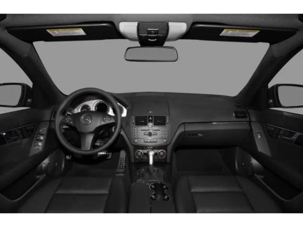 MERCEDES-BENZ C200 - Image 2