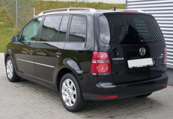 VOLKSWAGEN TOURAN - Image 3